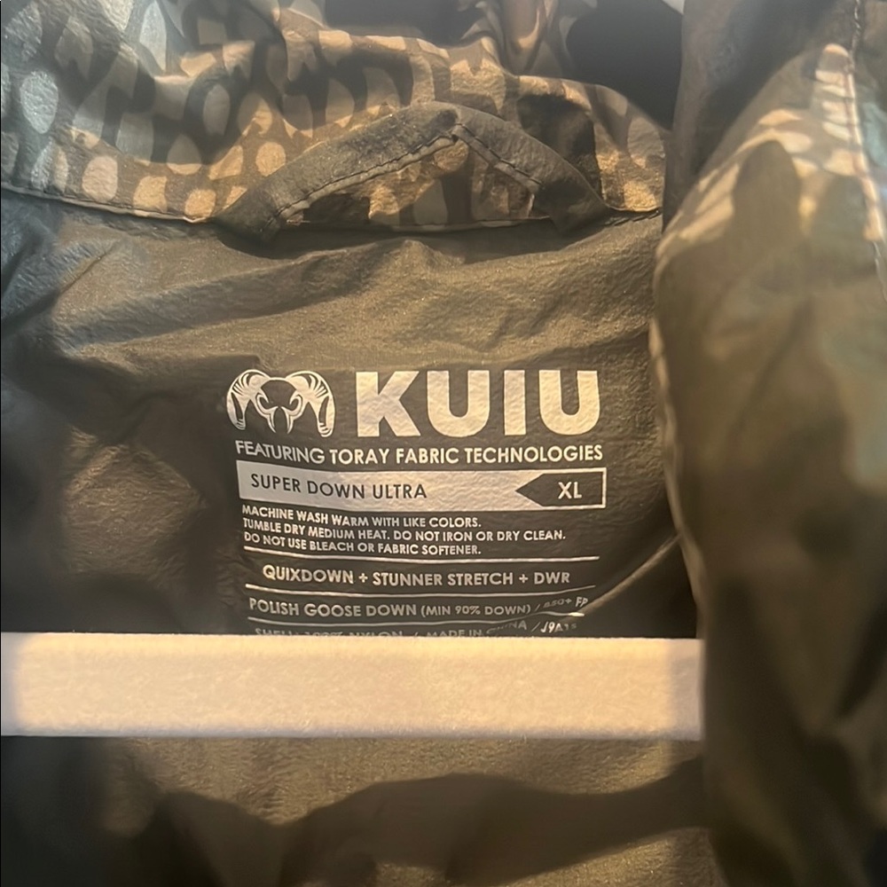 KUIU Super Down LT Vest - Picture 3 of 5